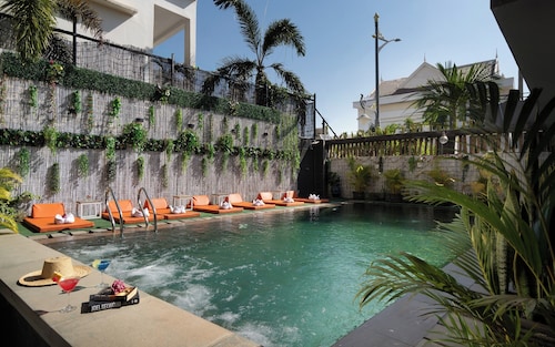 シェムリアップ センター ホテル