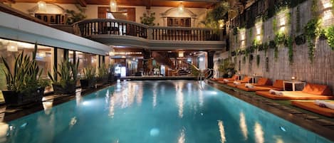 Outdoor pool, open 9:00 AM to 9:00 PM, free pool cabanas, pool umbrellas