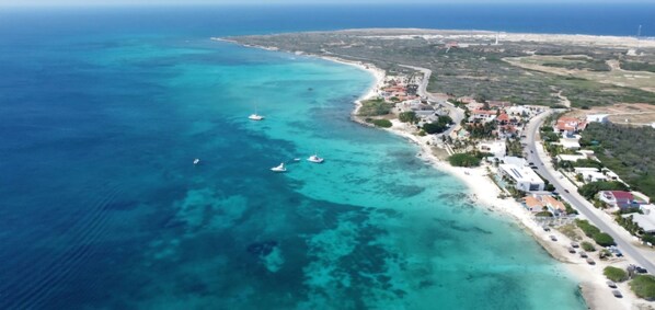 Liegestühle, Strandtücher