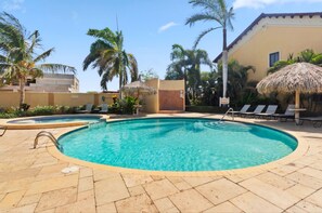 Piscina externa