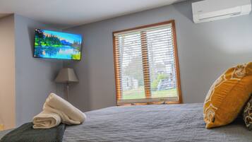 3 soverom, strykejern/-brett, wi-fi og sengetøy