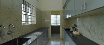 Pinaka Homestay, A charming 2-bedroom flat with AC, WiFi in pleasant Tirupati