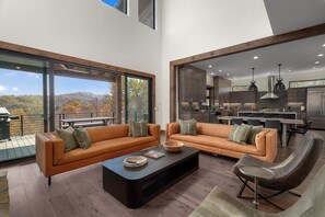 TV connectée, cheminée, espaces bureaux