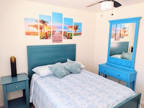 4 bedrooms, desk, iron/ironing board, WiFi - TERRA NOVA Spacious 4-bedroom house in Phoenix AZ, 7 minutes from Downtown. (Phoenix)