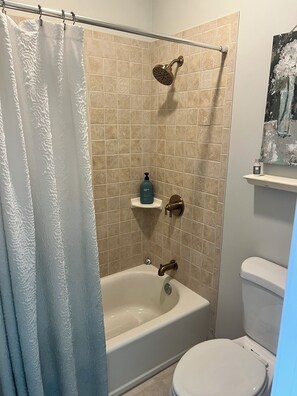 Shower, hair dryer - The Stillwater Suite, named after the serene stillness of its surroundings and the moments where the lake is as still as glass. (Jasper)