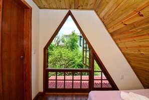 1 bedroom, iron/ironing board, Internet, bed sheets