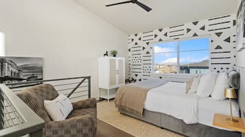 Casa de ciudad, varias camas, patio, vista a la montaña (908 Jerome St. (Unit 2)) | 2 habitaciones, decoración personalizada y muebles diferentes