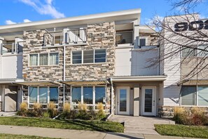 Exterior - Mountain View Home w/ King Beds & Rooftop Deck (Fort Collins)