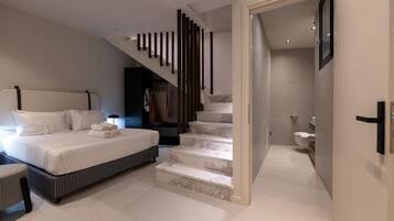 1 bedroom, iron/ironing board, travel crib, WiFi