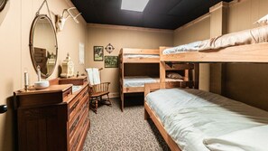 7 bedrooms, WiFi