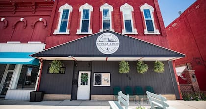 Vintage Main Street Retreat Sleeps 25
