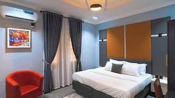 Junior Apartment, Balcony, City View