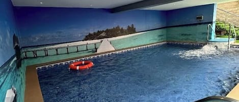 Piscine couverte