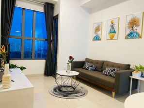 Perushuoneisto, parveke, kaupunkinäköala | Oleskelualue