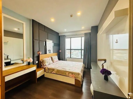 Family Apartment, Balcony, City View | 2 bedrooms, in-room safe, blackout drapes, soundproofing