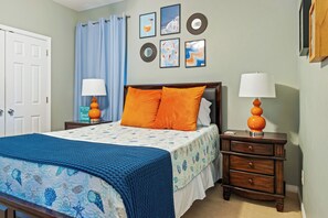 3 chambres, fer et planche à repasser, Wi-Fi, draps fournis