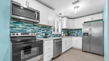 Casa de ciudad, varias camas (Blue Dolphin) | Cocina privada