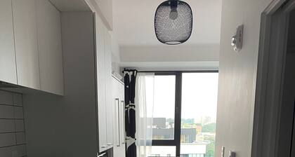 SUPERBE CONDO MEUBLÉ CENTRE-VILLE/ NICE FURNISHED CONDO DOWNTOWN