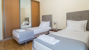Ảnh chưa phân loại, 3 trong số 45 ảnh, nút