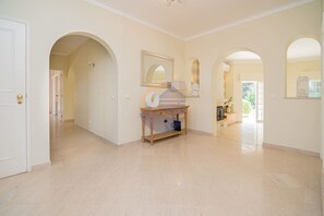 Villa | 4 bedrooms - 80 (Portimão)