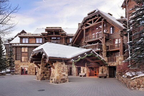 Ski-In/Out 3BR Residences Bachelor Gulch adj. Ritz Carlton! Free Lift Tickets!!