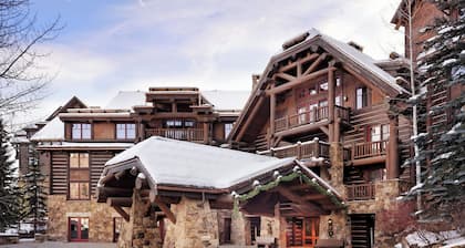 Ski-In/Out 3BR Residences Bachelor Gulch adj. Ritz Carlton! Free Lift Tickets!!