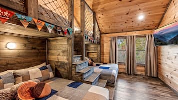 4 Schlafzimmer, Bügeleisen/Bügelbrett, kostenloses WLAN, Bettwäsche