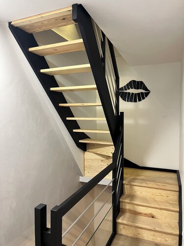 Charming village house completely renovated in the heart of the bastide.