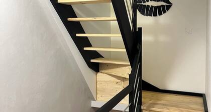 Charming village house completely renovated in the heart of the bastide.