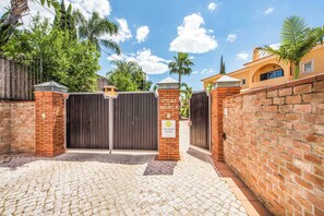 Property grounds - Villa Norcas Grande (Albufeira)