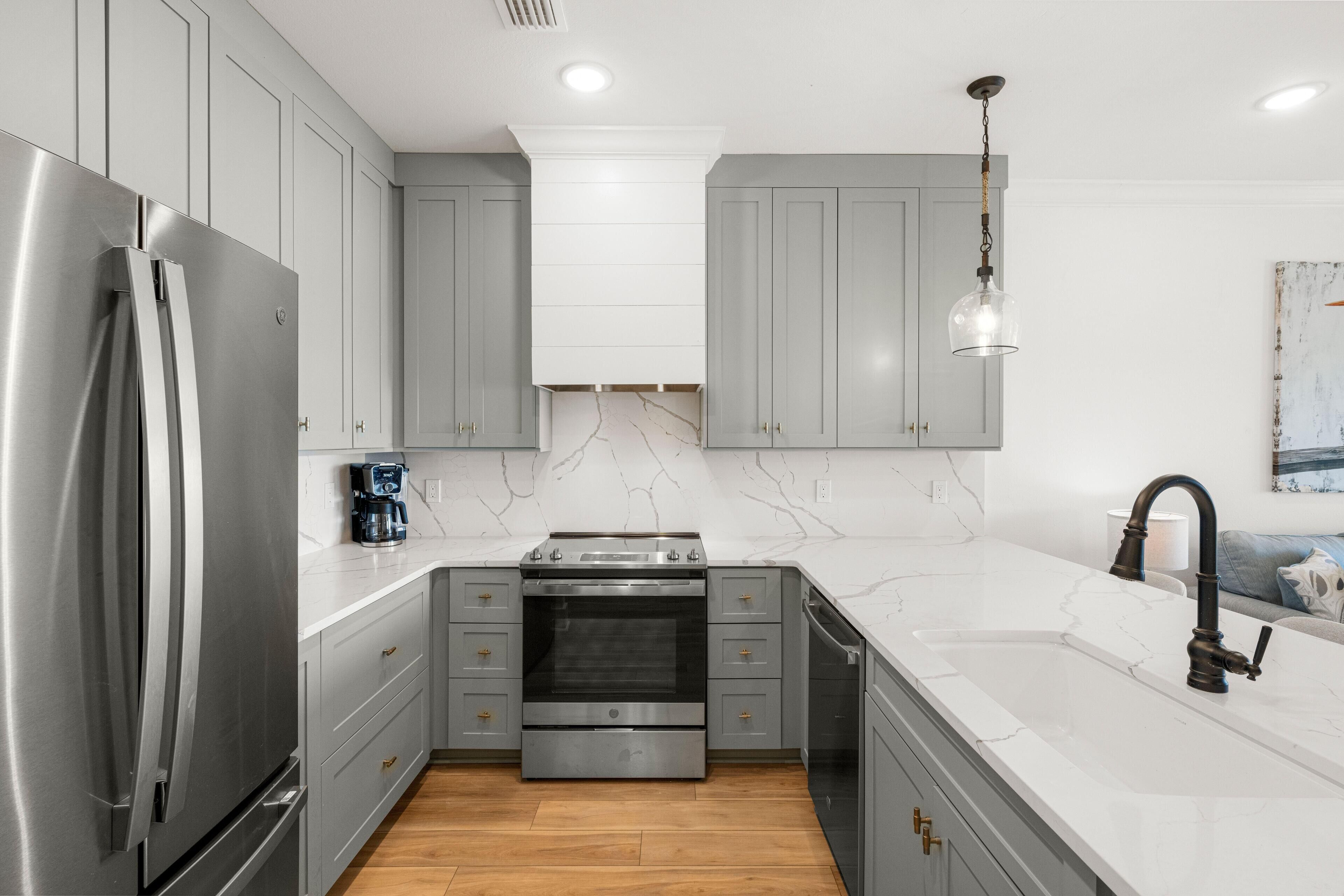 Nhà liên kế, nhiều giường (Blue Bay Getaway) | Bếp riêng | Lò nướng 