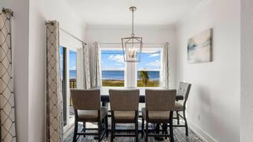 Townhome, Multiple Beds (Blue Bay Getaway) | Dining
