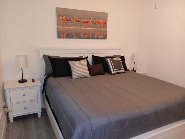 2 habitaciones, tabla de planchar con plancha y wifi gratis 