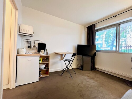 Bright studio near the Parc des Princes