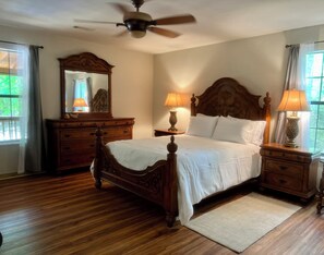 2 dormitoris, planxa i posts de planxar, wifi i roba de llit 