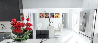 Miami Relax Getaway/4BR/BBQ/Heated Pool & Fun
