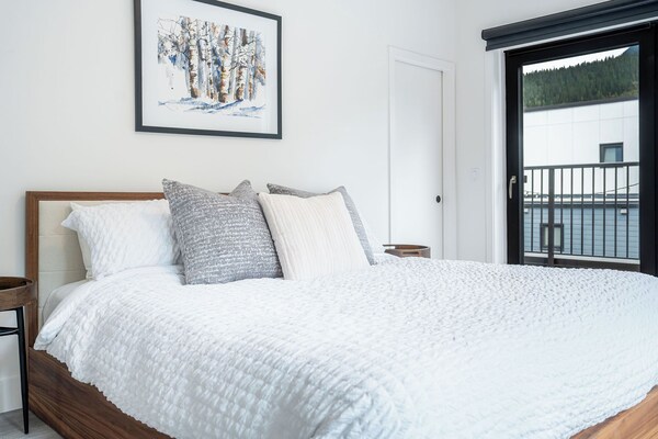 The Begbie Penthouse - Revelstoke