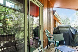 Terrace/patio - Winter Park Awaits! 5-min to Slopes,Year-Round Fun (Winter Park)