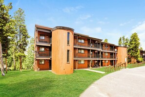 Exterior - Winter Park Awaits! 5-min to Slopes,Year-Round Fun (Winter Park)