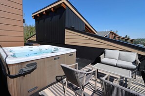 Bain à remous extérieur
