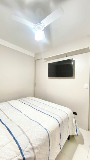 2 habitaciones, tabla de planchar con plancha y wifi 