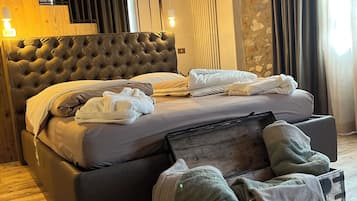 Deluxe-Vierbettzimmer, Balkon, Talblick