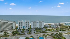 Condo, varias camas (SeaSpray East 624-Gulf Front) | Exterior