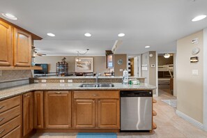 Condo, Multiple Beds (SeaSpray East 624-Gulf Front) | Interior - Seaspray East 624-gulf Front (Pensacola)