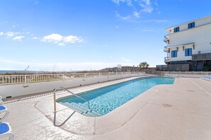Bloc d'apartaments, diversos llits (Summerchase Penthouse 4) | Piscina | Piscina coberta i piscina a l'aire lliure