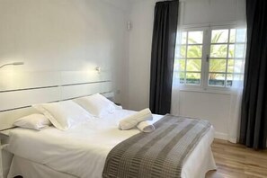 1 室のベッドルーム、アイロン / アイロン台、WiFi、ベッドシーツ