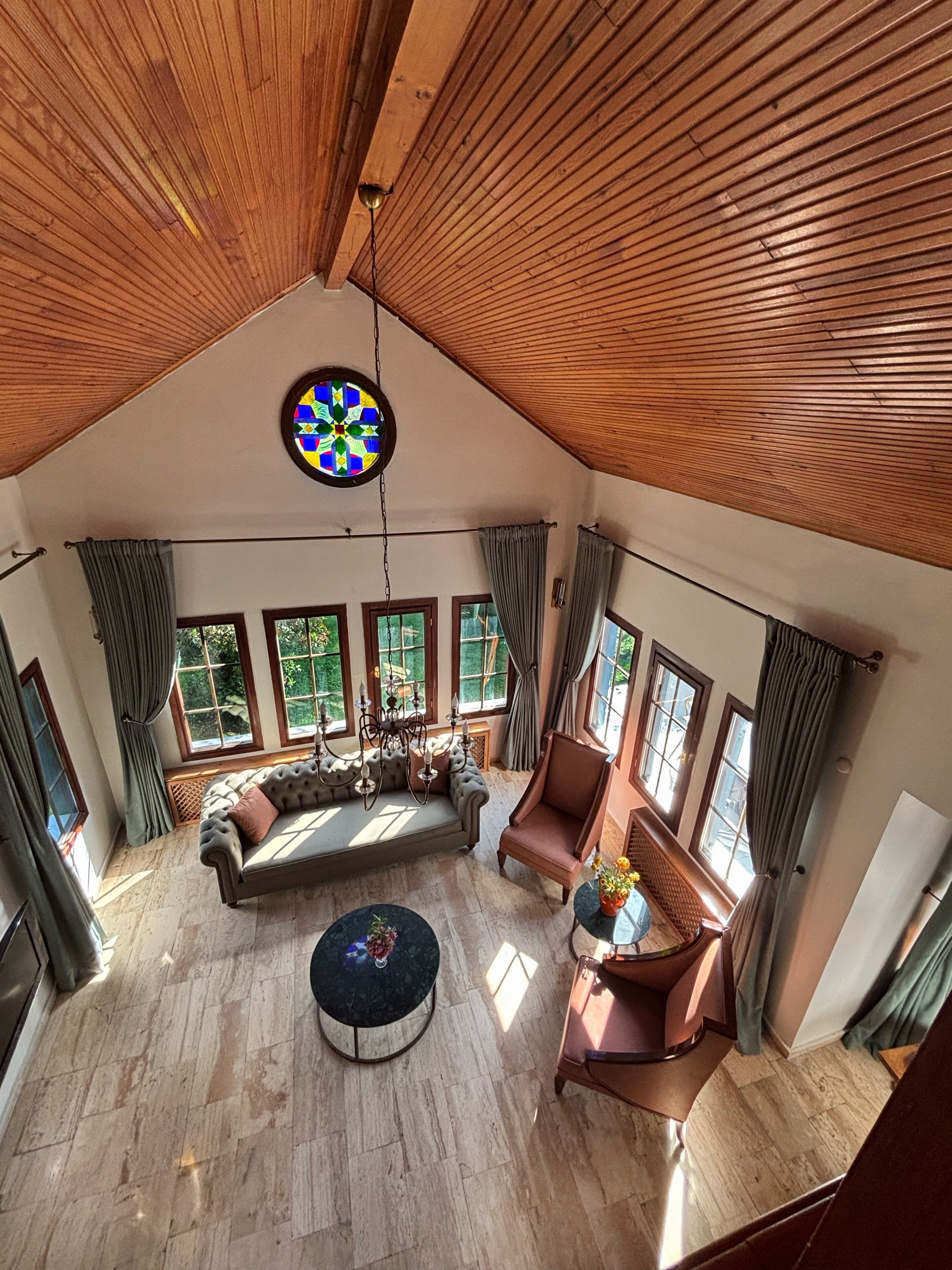 Smart TV, fireplace, printers