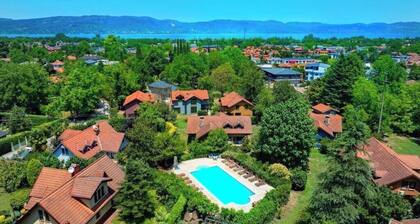 Four-Bedroom Country Villa