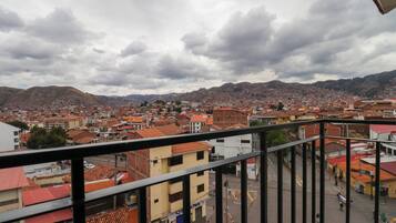 Apartment (606) | Balcony