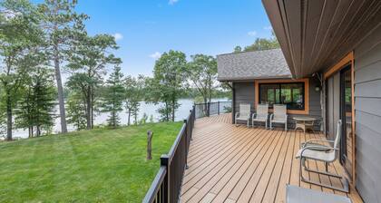 Spacious Family Cabin with Private Swimming Area